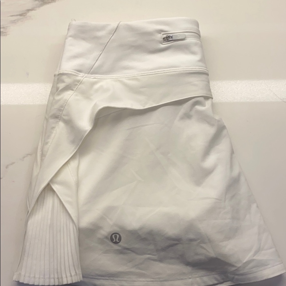SOLD Lululemon Play Off the Pleats Skirt 13”